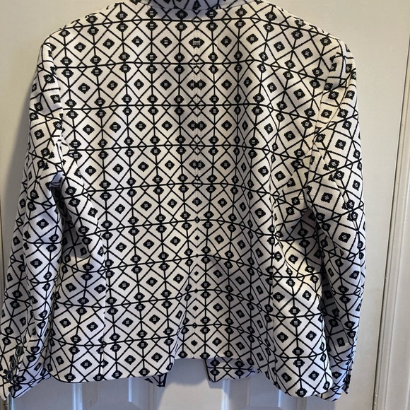 Nine West size 4 blazer